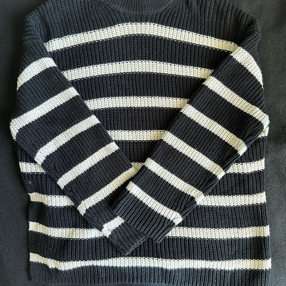 Black and White Striped Women’s Sweater